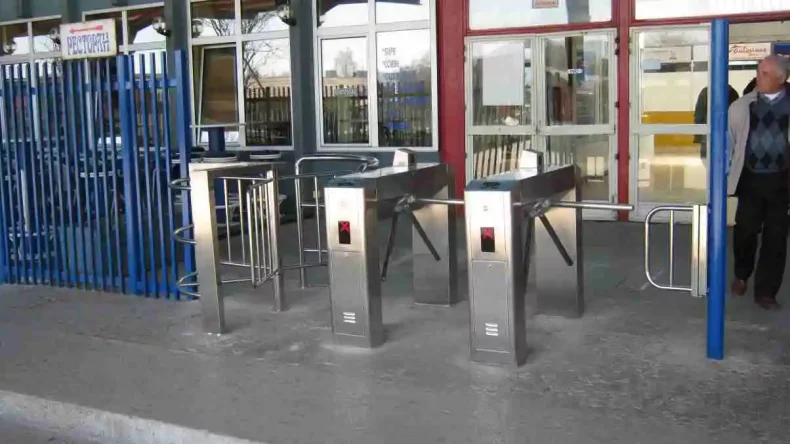 H03c3e8e91b014523831649a927ee5d7eQ